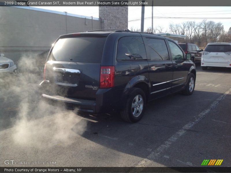 Modern Blue Pearl / Medium Slate Gray/Light Shale 2009 Dodge Grand Caravan SXT