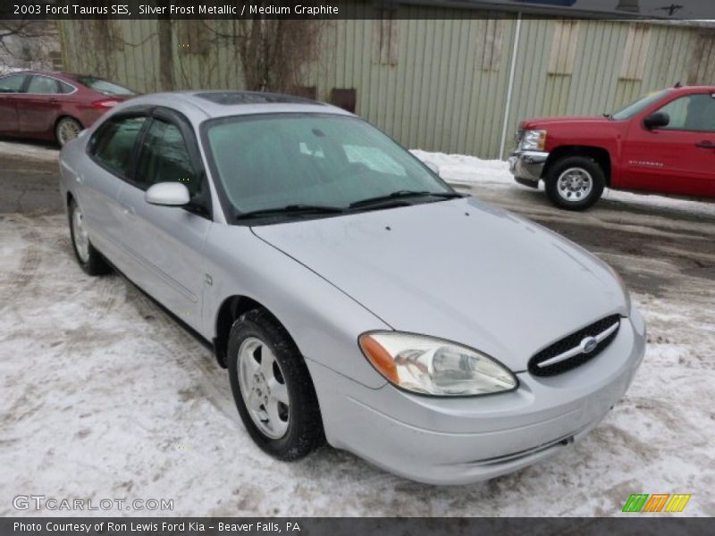 Silver Frost Metallic / Medium Graphite 2003 Ford Taurus SES