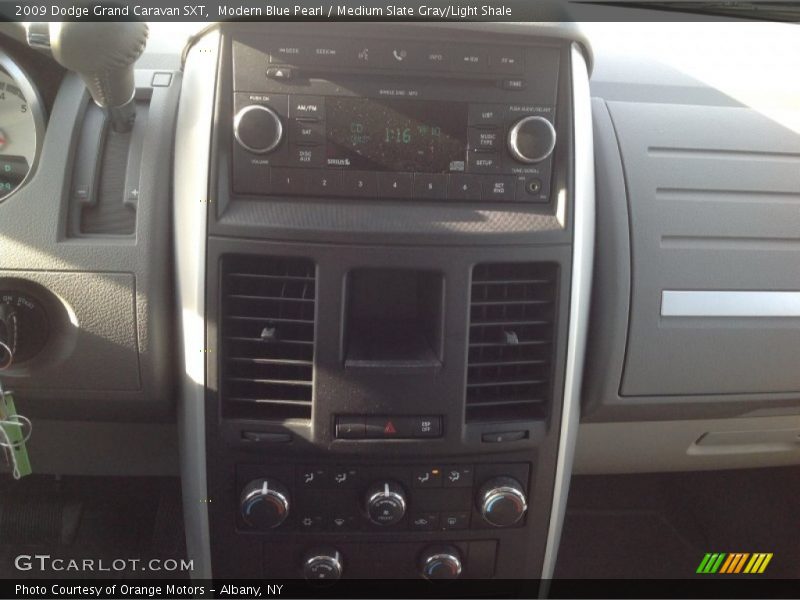 Modern Blue Pearl / Medium Slate Gray/Light Shale 2009 Dodge Grand Caravan SXT