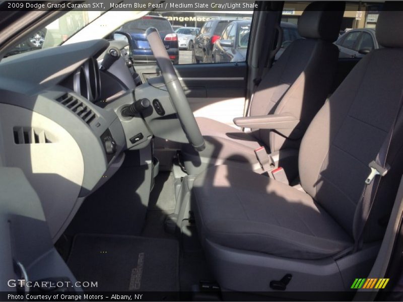 Modern Blue Pearl / Medium Slate Gray/Light Shale 2009 Dodge Grand Caravan SXT