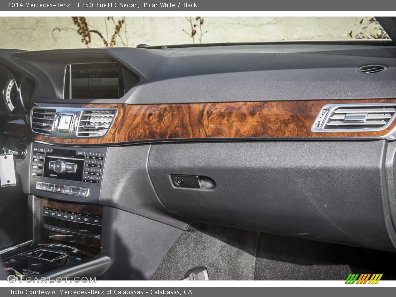 Polar White / Black 2014 Mercedes-Benz E E250 BlueTEC Sedan