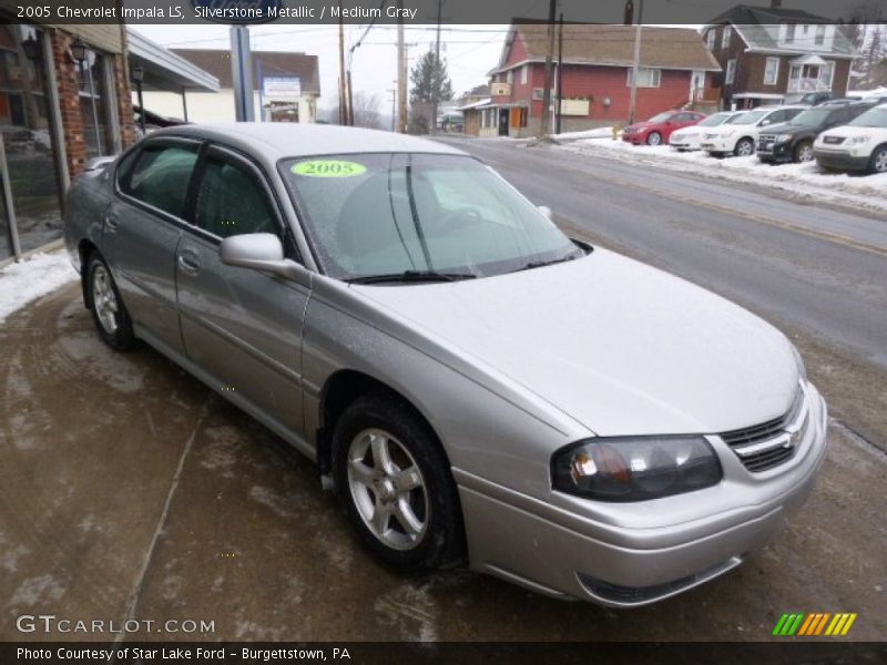 Front 3/4 View of 2005 Impala LS