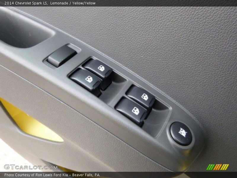 Lemonade / Yellow/Yellow 2014 Chevrolet Spark LS