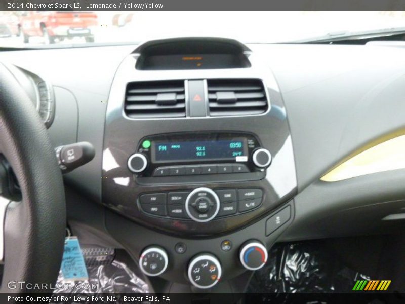Lemonade / Yellow/Yellow 2014 Chevrolet Spark LS