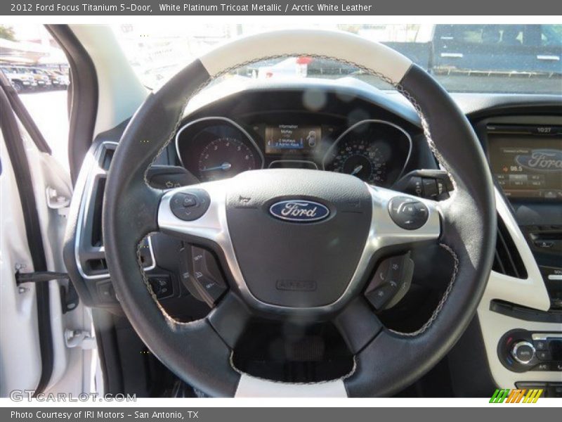 White Platinum Tricoat Metallic / Arctic White Leather 2012 Ford Focus Titanium 5-Door