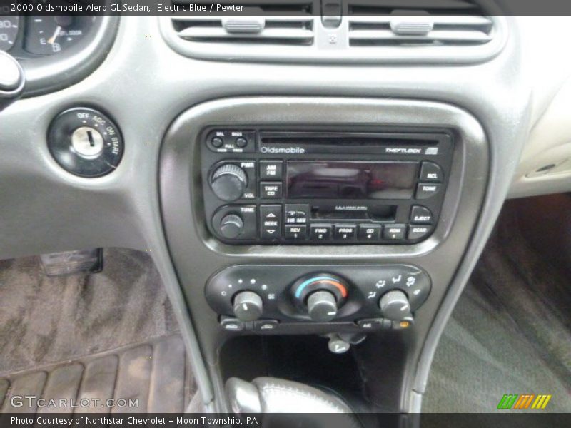 Controls of 2000 Alero GL Sedan