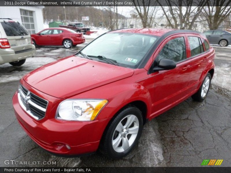 Inferno Red Crystal Pearl / Dark Slate Gray 2011 Dodge Caliber Mainstreet