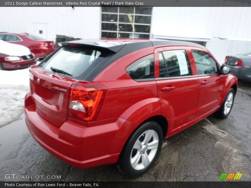 Inferno Red Crystal Pearl / Dark Slate Gray 2011 Dodge Caliber Mainstreet