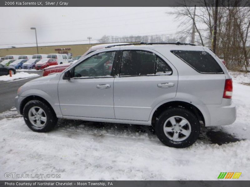 Silver / Gray 2006 Kia Sorento LX