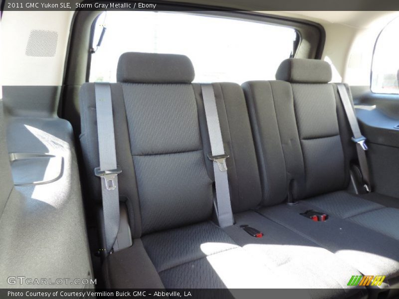 Storm Gray Metallic / Ebony 2011 GMC Yukon SLE