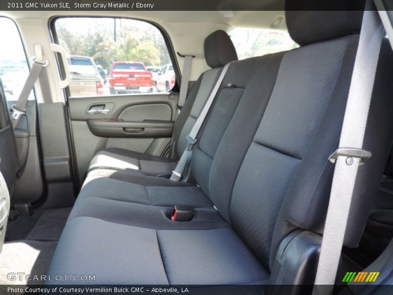 Storm Gray Metallic / Ebony 2011 GMC Yukon SLE