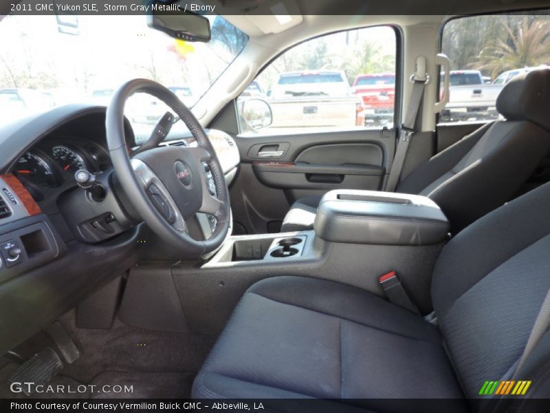 Storm Gray Metallic / Ebony 2011 GMC Yukon SLE
