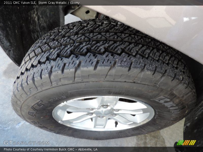 Storm Gray Metallic / Ebony 2011 GMC Yukon SLE