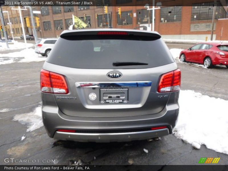 Titanium Silver / Black 2011 Kia Sorento SX V6 AWD