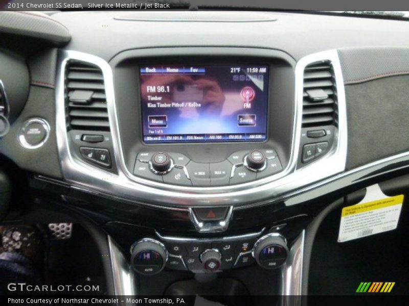 Controls of 2014 SS Sedan