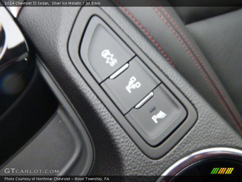Controls of 2014 SS Sedan