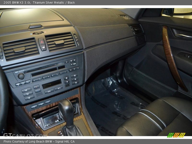 Titanium Silver Metallic / Black 2005 BMW X3 3.0i