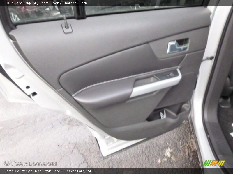 Ingot Silver / Charcoal Black 2014 Ford Edge SE