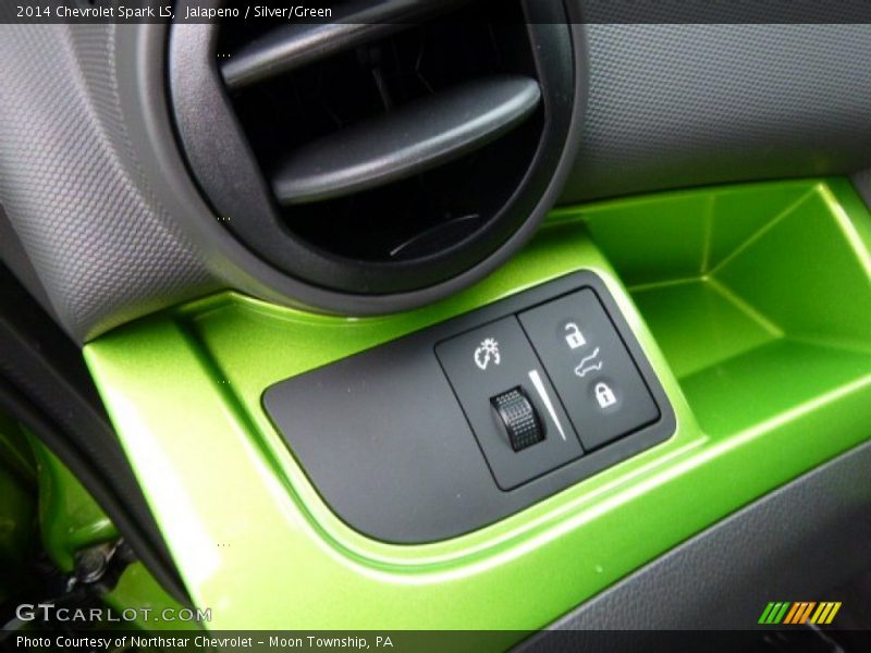 Jalapeno / Silver/Green 2014 Chevrolet Spark LS