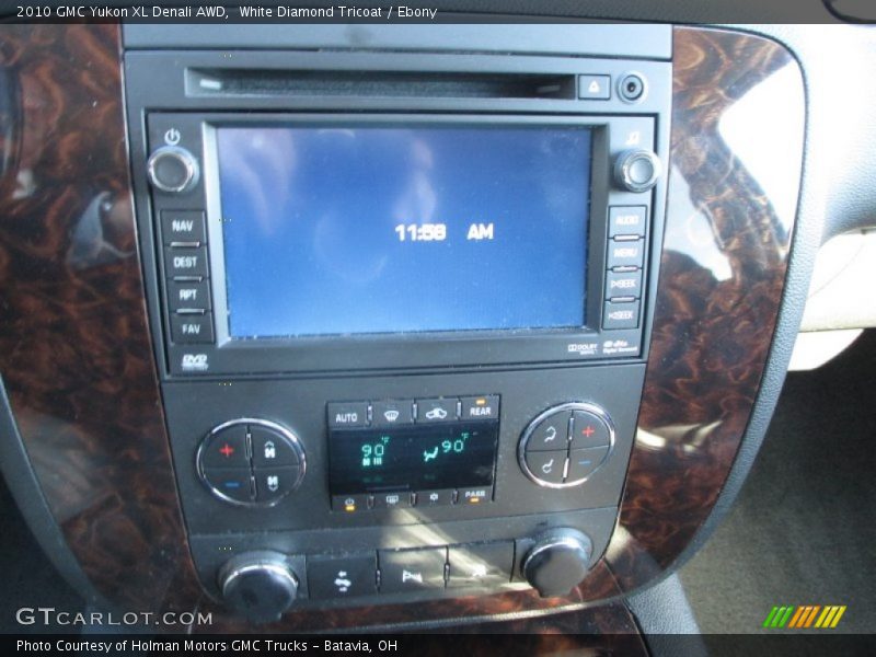 White Diamond Tricoat / Ebony 2010 GMC Yukon XL Denali AWD