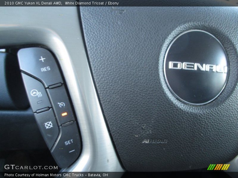 White Diamond Tricoat / Ebony 2010 GMC Yukon XL Denali AWD