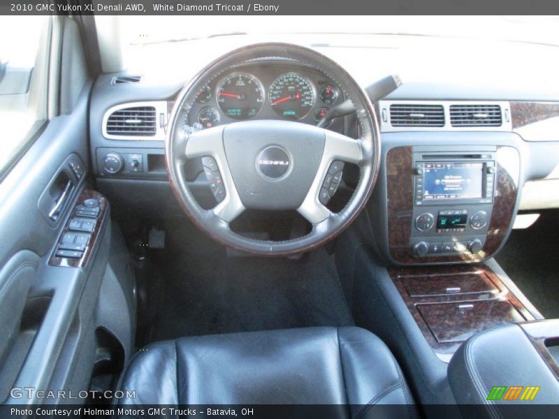 White Diamond Tricoat / Ebony 2010 GMC Yukon XL Denali AWD