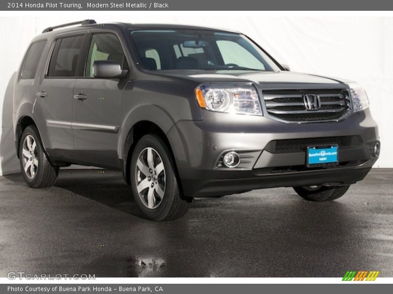 Modern Steel Metallic / Black 2014 Honda Pilot Touring