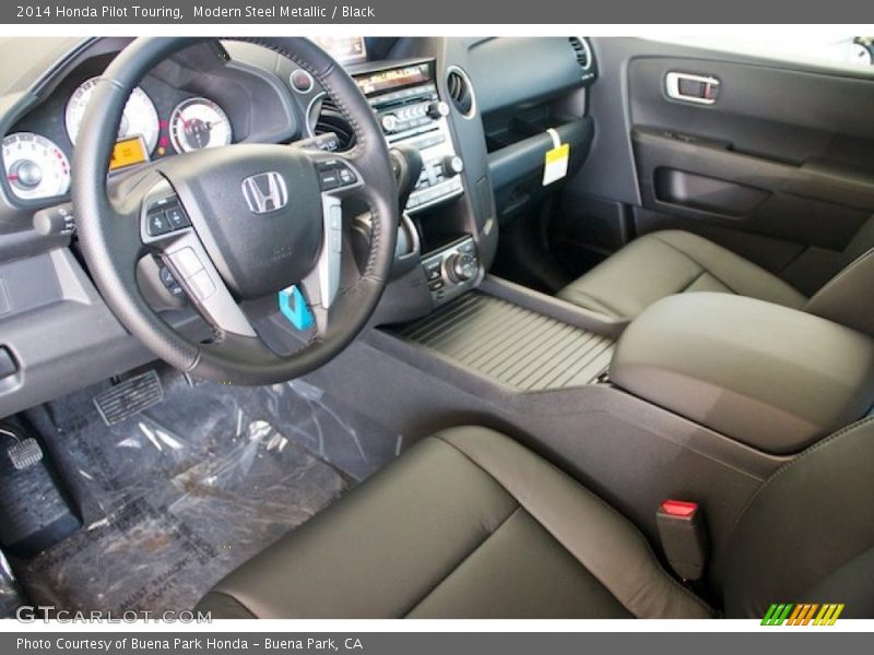 Modern Steel Metallic / Black 2014 Honda Pilot Touring