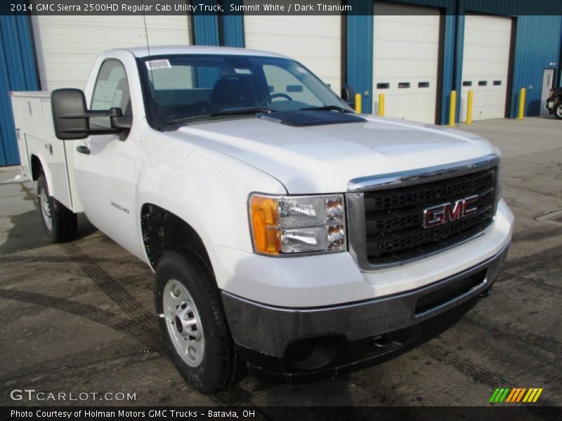 Front 3/4 View of 2014 Sierra 2500HD Regular Cab Utility Truck