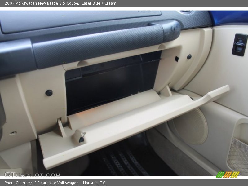 Laser Blue / Cream 2007 Volkswagen New Beetle 2.5 Coupe