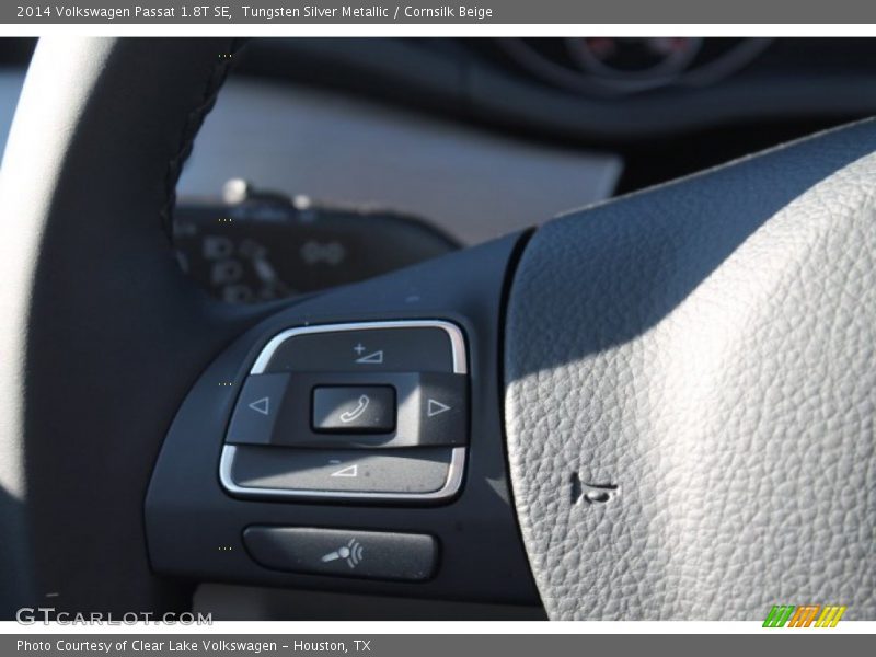 Tungsten Silver Metallic / Cornsilk Beige 2014 Volkswagen Passat 1.8T SE