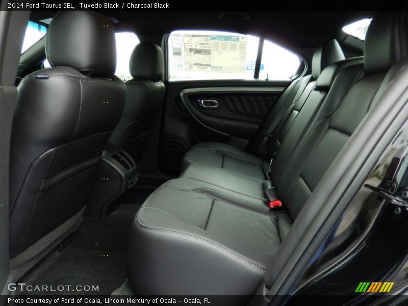 Tuxedo Black / Charcoal Black 2014 Ford Taurus SEL
