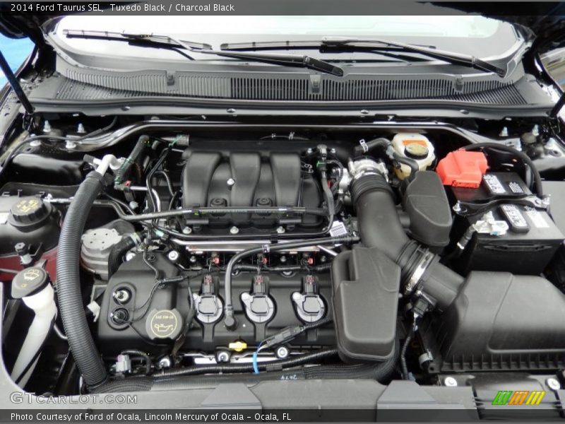 Tuxedo Black / Charcoal Black 2014 Ford Taurus SEL