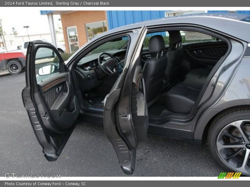 Sterling Gray / Charcoal Black 2014 Ford Taurus Limited
