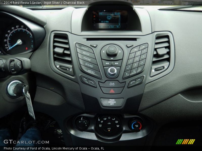 Ingot Silver / Charcoal Black 2014 Ford Fiesta S Sedan