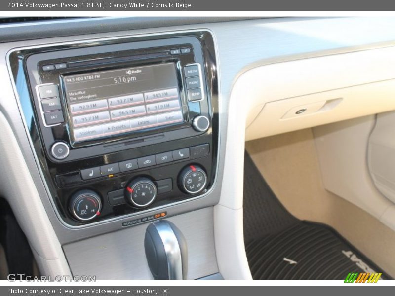 Candy White / Cornsilk Beige 2014 Volkswagen Passat 1.8T SE