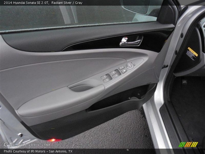 Radiant Silver / Gray 2014 Hyundai Sonata SE 2.0T