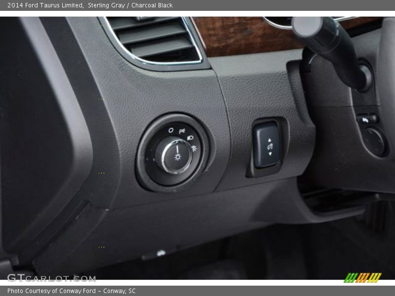 Sterling Gray / Charcoal Black 2014 Ford Taurus Limited