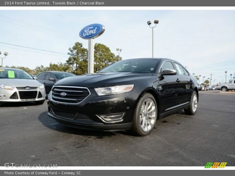 Tuxedo Black / Charcoal Black 2014 Ford Taurus Limited