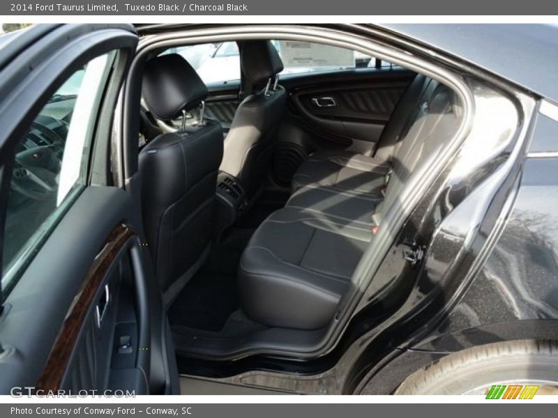 Tuxedo Black / Charcoal Black 2014 Ford Taurus Limited