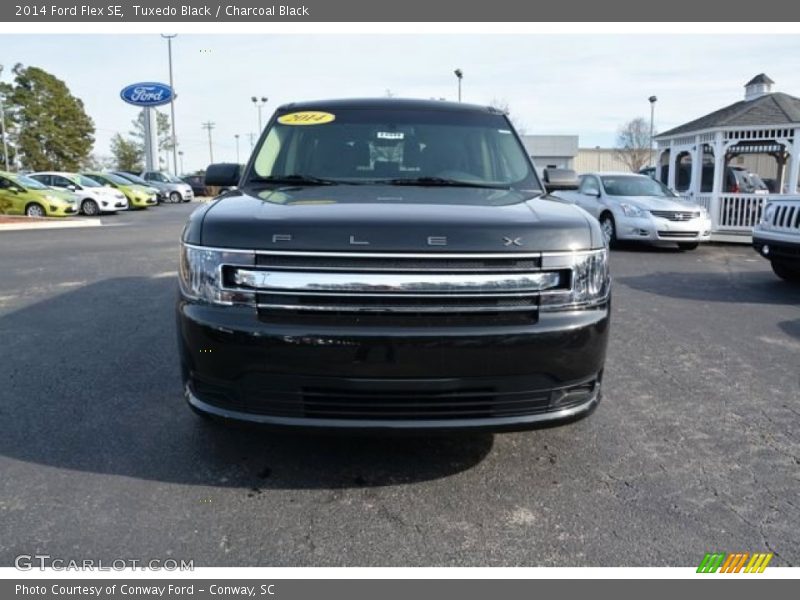 Tuxedo Black / Charcoal Black 2014 Ford Flex SE