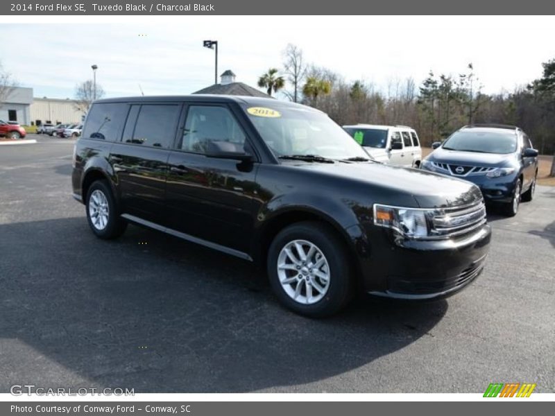Tuxedo Black / Charcoal Black 2014 Ford Flex SE