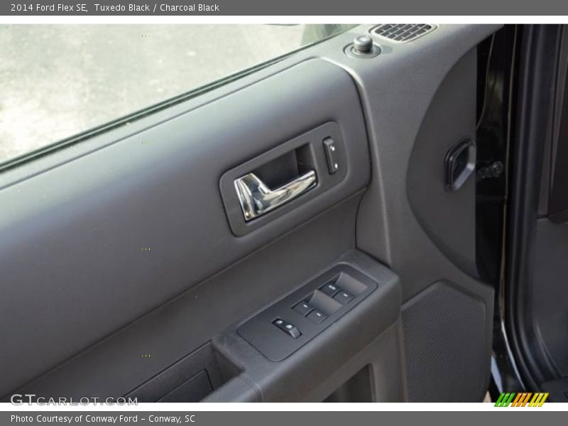Tuxedo Black / Charcoal Black 2014 Ford Flex SE