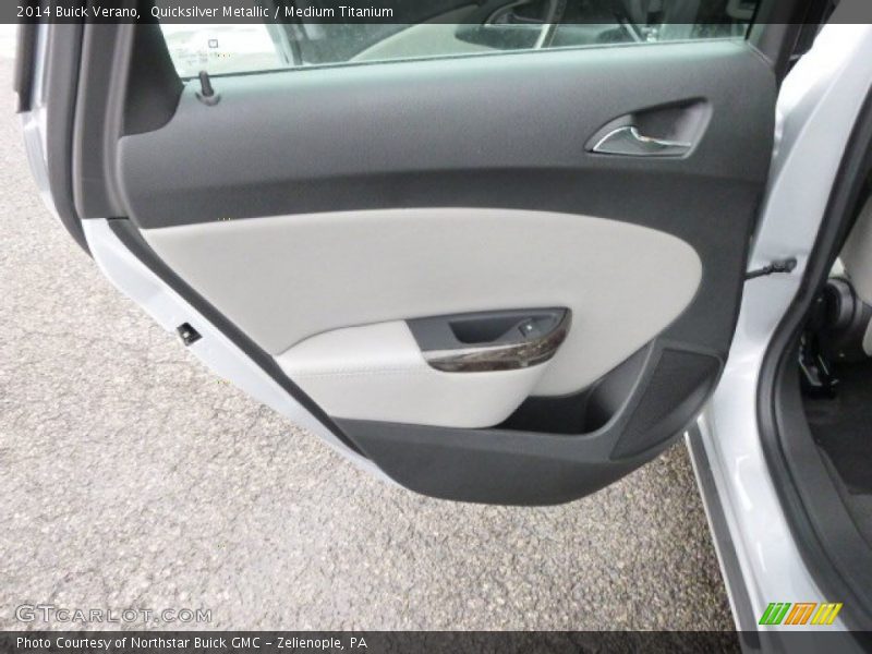 Quicksilver Metallic / Medium Titanium 2014 Buick Verano