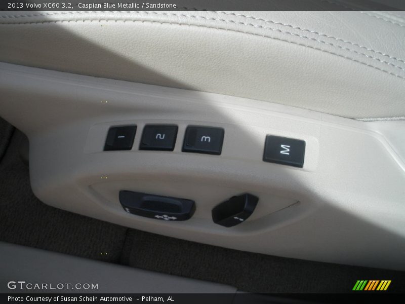 Caspian Blue Metallic / Sandstone 2013 Volvo XC60 3.2