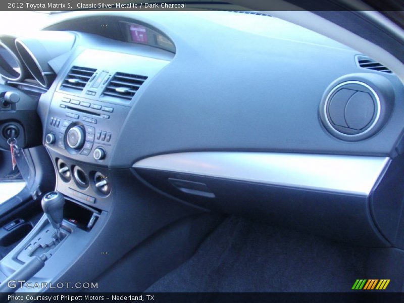 Classic Silver Metallic / Dark Charcoal 2012 Toyota Matrix S