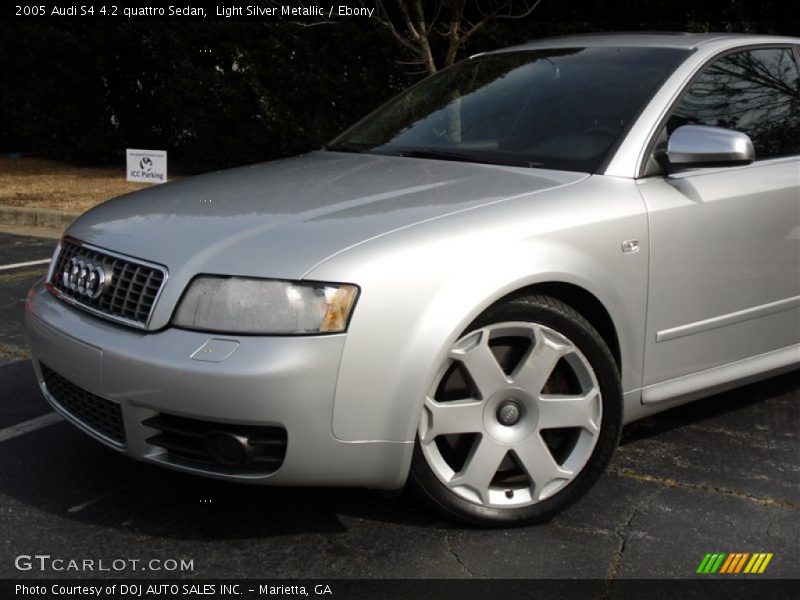 Light Silver Metallic / Ebony 2005 Audi S4 4.2 quattro Sedan