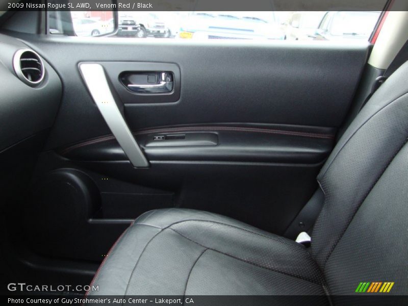 Venom Red / Black 2009 Nissan Rogue SL AWD