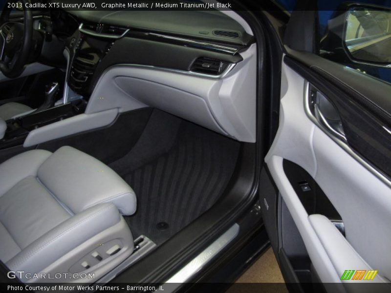 Graphite Metallic / Medium Titanium/Jet Black 2013 Cadillac XTS Luxury AWD