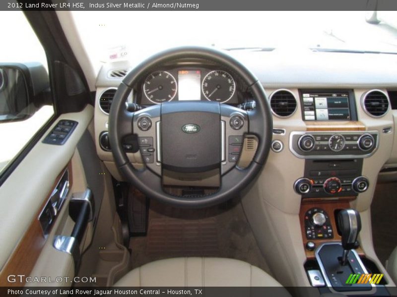 Dashboard of 2012 LR4 HSE